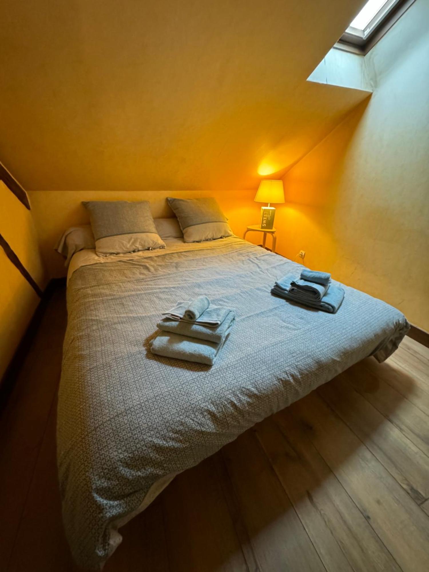 Duplex Atypique Dans La Cite Medievale Laon Zewnętrze zdjęcie